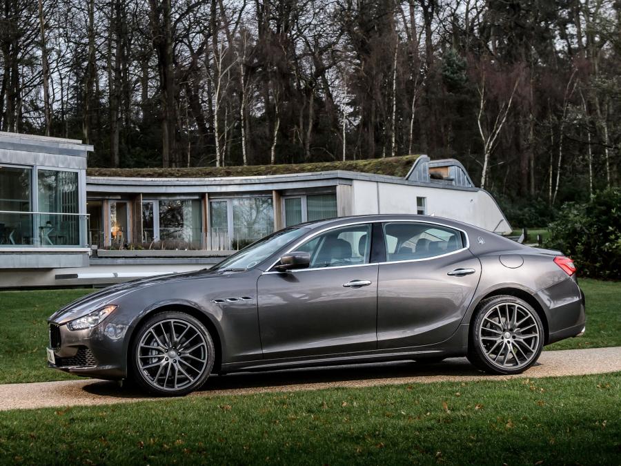  Maserati Ghibli 2013 года  (UK) (фото 5 из 13)